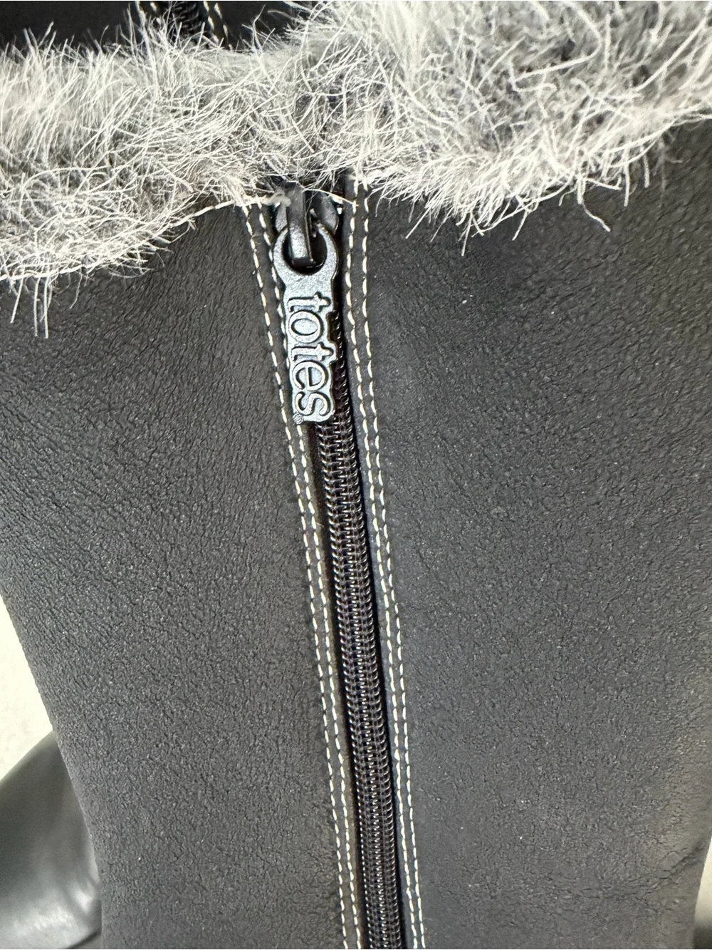 totes Black Knee-High Faux-Fur Trim Riding Boots